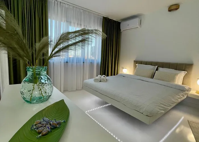 아파트 Luxury Apartament40 크라이오바